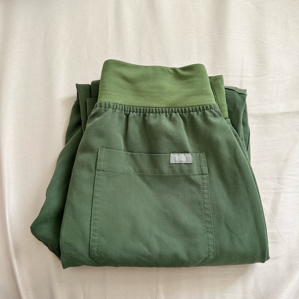 Figs High Waisted Yola Scrub Pants Moss